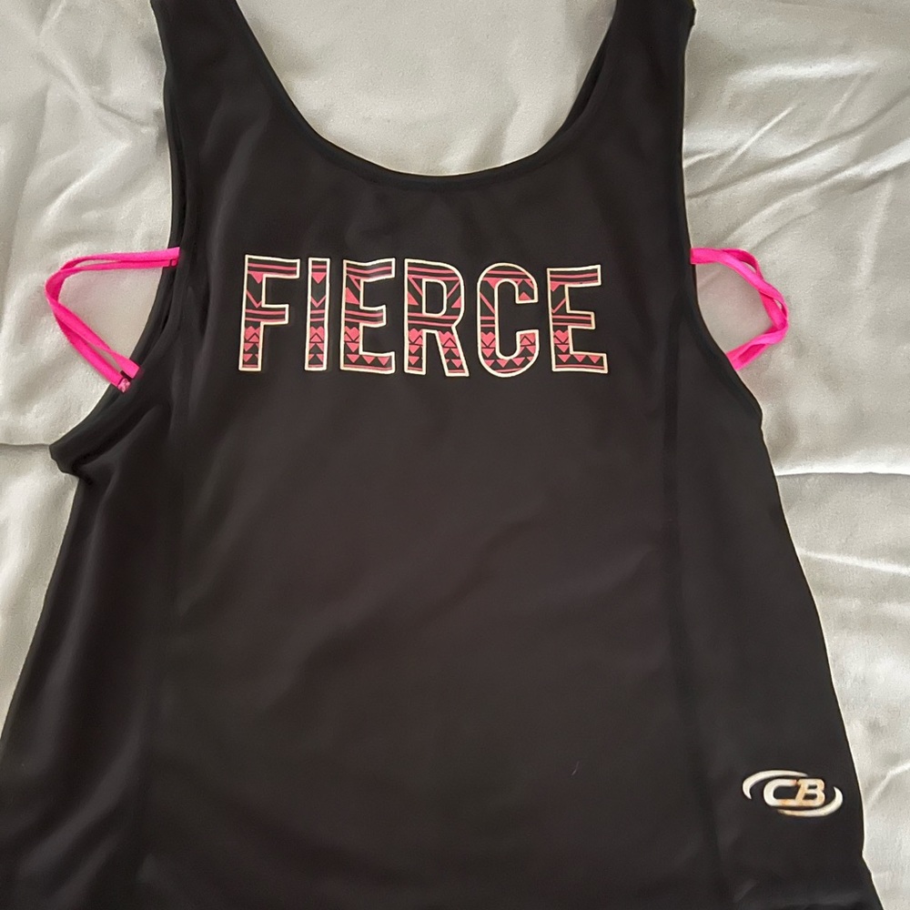 Girls top.
